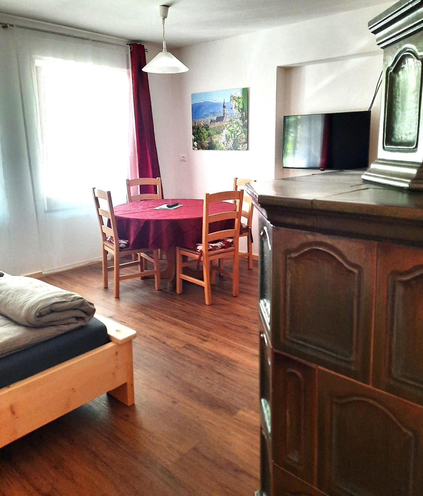 Peter Paul Domblick Erdgeschoss Apartment Appiano Sulla Strada Del Vino Bagian luar foto